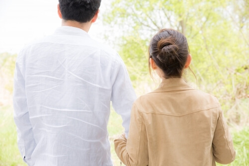 第一印象が重要! 両親への結婚報告は相手目線でセルフプロデュース!
